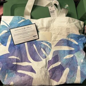 ALOHAS White and Blue Tote Bag